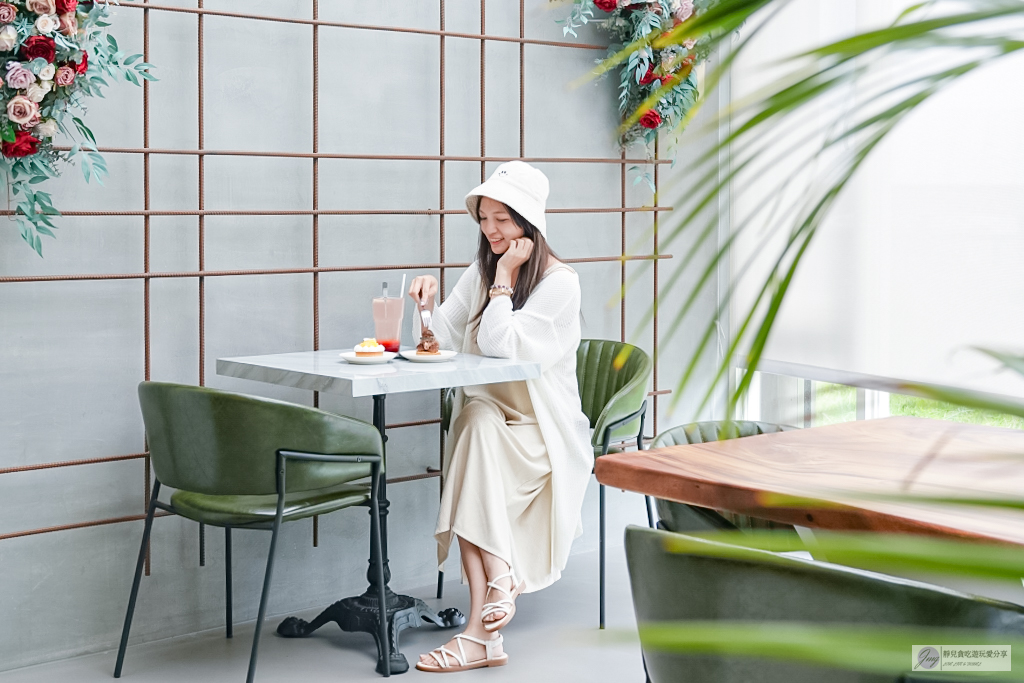 桃園中壢美食-Waiting Patisserie 等等法式甜點-質感系人氣法式甜點，來自東京藍帶甜點學院的主理人 @靜兒貪吃遊玩愛分享