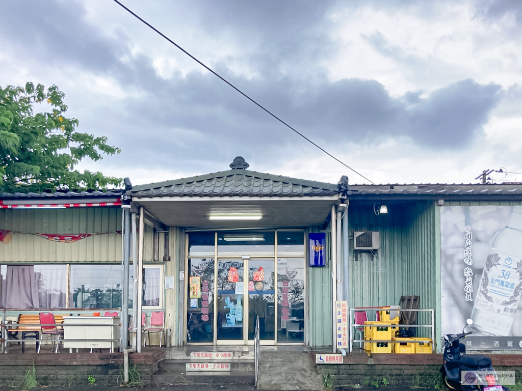 台灣番鴨牧場-隱身巷弄人氣餐廳！白鐵大鋼盆薑母鴨，免費雞油飯、麵線吃到飽 @靜兒貪吃遊玩愛分享