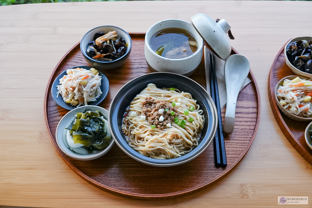 宜蘭美食-木蘭春生 MulanChunsheng-祖傳四代的日系復古文青質中式小吃 @靜兒貪吃遊玩愛分享