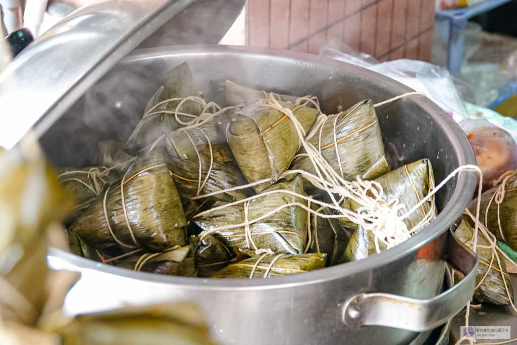 彰化員林美食-東門賴家碗粿-超過60年老字號！在地古早味排隊銅板小吃，芋蔥超大顆才25元 @靜兒貪吃遊玩愛分享