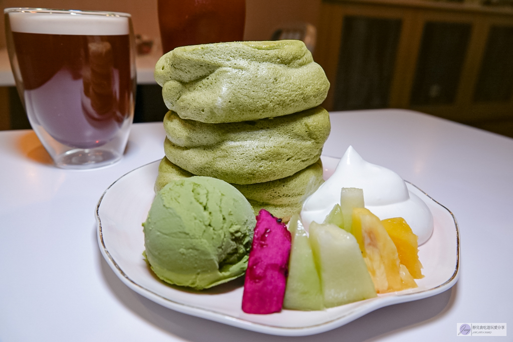 桃園美食-Nuageクラウド雲朵鬆餅-會呼吸的舒芙蕾鬆餅 日本進口高級食材現點現做 入口即化空氣般的蓬鬆軟綿 @靜兒貪吃遊玩愛分享