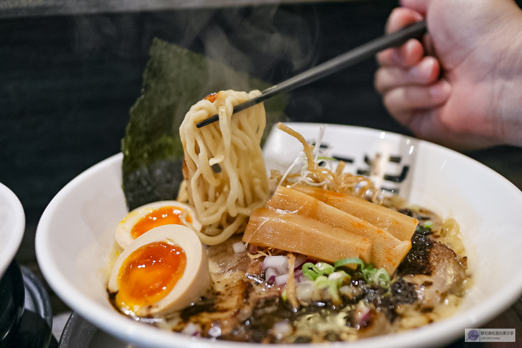 桃園美食-森mori ラーメン-手工費時熬煮雞豚湯頭 濃郁醇厚不膩的日式拉麵/鄰近武陵高中 @靜兒貪吃遊玩愛分享