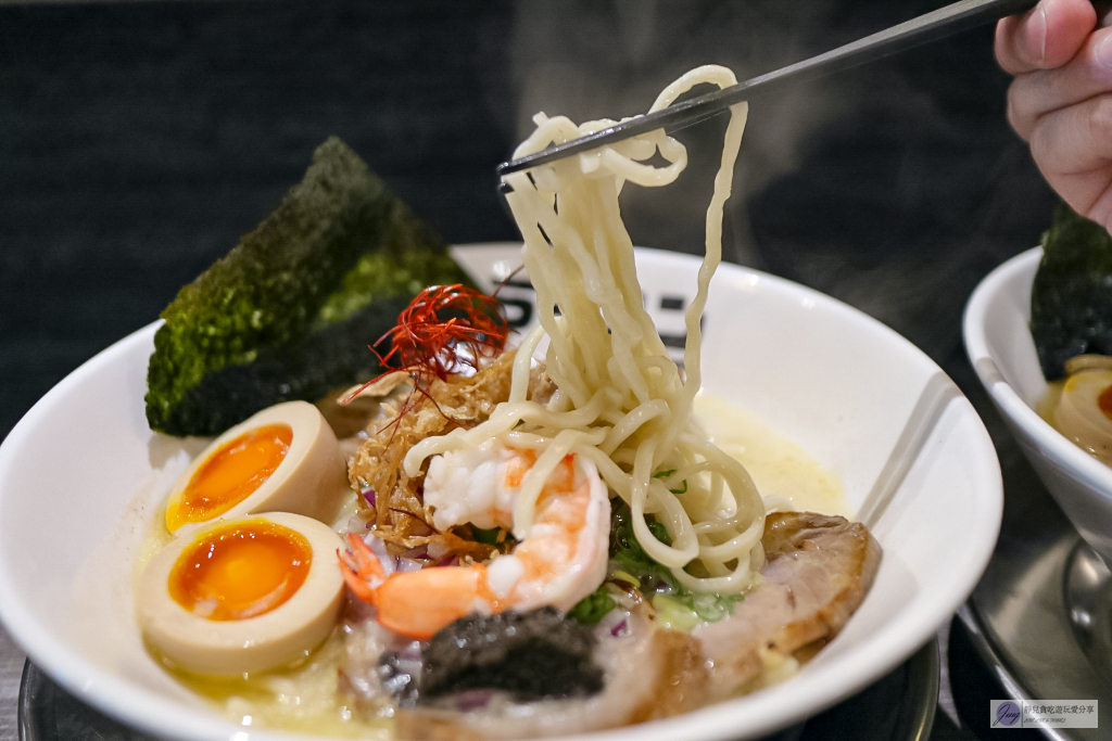 桃園美食-森mori ラーメン-手工費時熬煮雞豚湯頭 濃郁醇厚不膩的日式拉麵/鄰近武陵高中 @靜兒貪吃遊玩愛分享