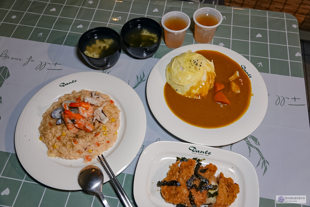 金門美食-川根食堂-超厚扎實的起司芋泥豬排，湯品飲料免費無限續 @靜兒貪吃遊玩愛分享