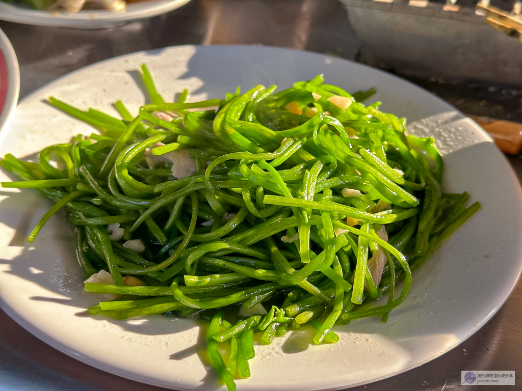 嘉義東石美食-塭ㄚ烤蚵呷通海-隱藏在鄉村秘境內！200元烤蚵無限吃到飽 @靜兒貪吃遊玩愛分享