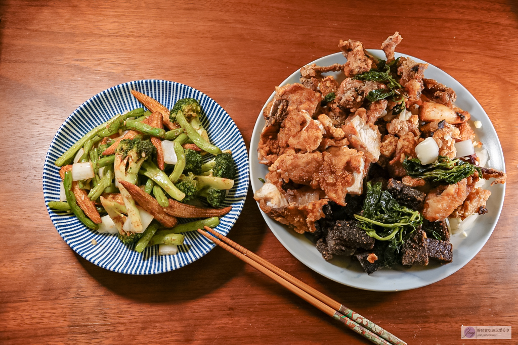 花蓮美食-德安橋頭香酥雞-在地最強鹹酥雞！！爆單電話瀟灑關機，現場點還得等1小時以上是基本 @靜兒貪吃遊玩愛分享