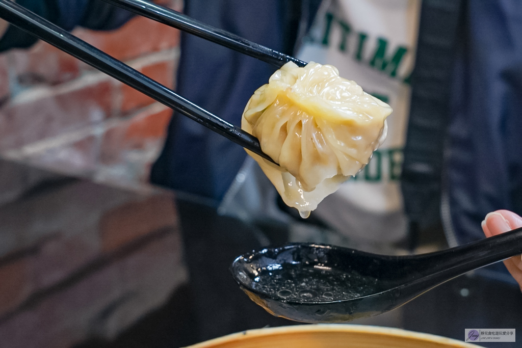 宜蘭礁溪美食-三寸舌尖-隱藏在田野間的人氣鐵皮熱炒店！三星蔥湯包無湯肉餡扎實/鄰近白鵝村柴圍福德廟 @靜兒貪吃遊玩愛分享