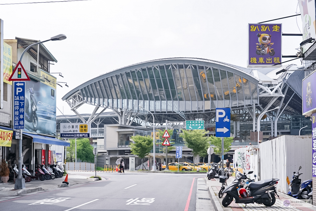 台中住宿-葉綠宿．茶覺旅 Tea Way Hotel-站前平價旅店首選！高CP值，免費專屬停車，全天候招待飲料點心 @靜兒貪吃遊玩愛分享