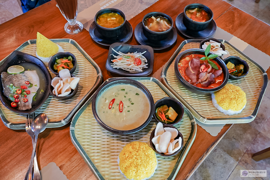 南投魚池美食-烏布雨林峇里島主題餐廳-秒飛峇里島！隱藏在深山雨林裡的印尼特色異國料理 @靜兒貪吃遊玩愛分享