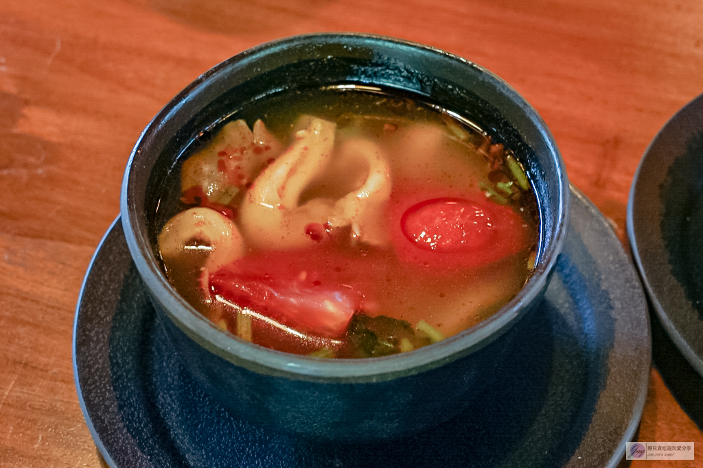 南投魚池美食-烏布雨林峇里島主題餐廳-秒飛峇里島！隱藏在深山雨林裡的印尼特色異國料理 @靜兒貪吃遊玩愛分享