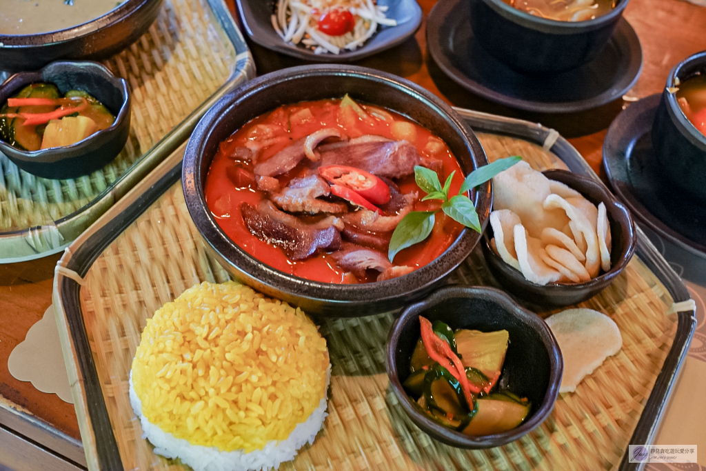 南投魚池美食-烏布雨林峇里島主題餐廳-秒飛峇里島！隱藏在深山雨林裡的印尼特色異國料理 @靜兒貪吃遊玩愛分享