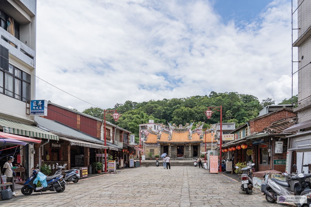 新竹北埔美食-北埔食堂-在地經營20年老店！廟前廣場古厝裡的懷舊客家菜/鄰近北埔老街 @靜兒貪吃遊玩愛分享