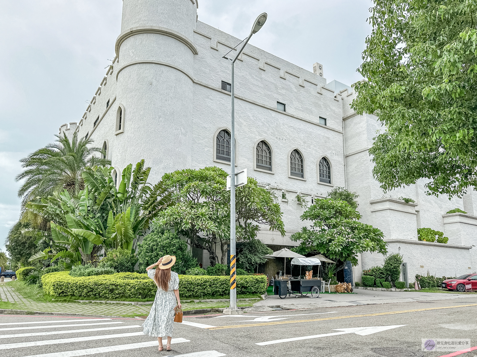 台中住宿-台中芭蕾城堡酒店-入住豪華古典城堡，33間主題villa，22間商務房型，夢幻主題超大空間/鄰近南屯交流道 @靜兒貪吃遊玩愛分享