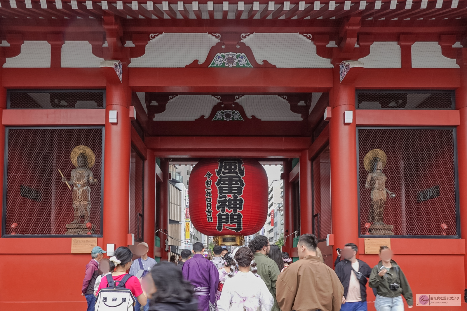 日本東京景點-淺草寺 雷門-東京最古老的寺院！擁有千年歷史的東京必訪景點、美食，水上巴士飽覽整個城鎮風景 @靜兒貪吃遊玩愛分享