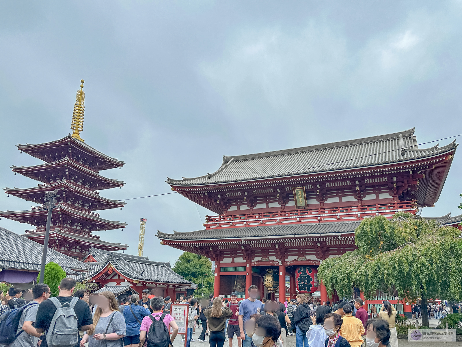 日本東京景點-淺草寺 雷門-東京最古老的寺院！擁有千年歷史的東京必訪景點、美食，水上巴士飽覽整個城鎮風景 @靜兒貪吃遊玩愛分享