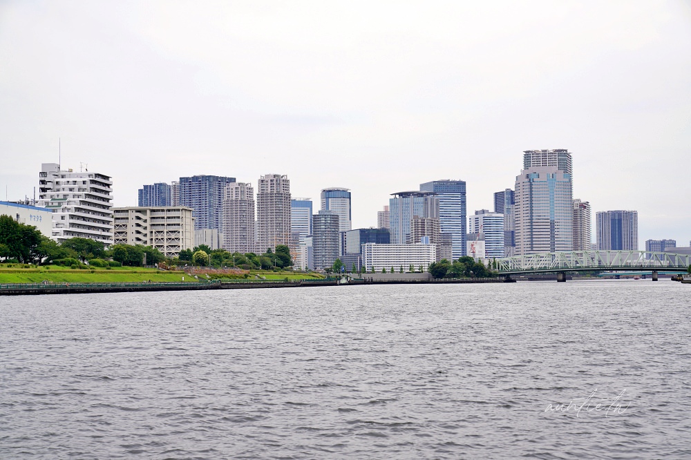 日本東京景點-淺草寺 雷門-東京最古老的寺院！擁有千年歷史的東京必訪景點、美食，水上巴士飽覽整個城鎮風景 @靜兒貪吃遊玩愛分享