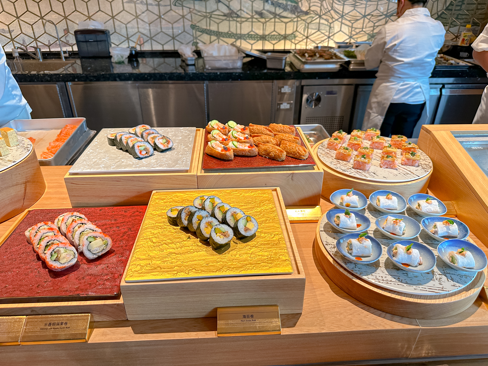 桃園美食-旭集和食集錦桃園中茂店-最難訂的Buffet吃到飽！日本四島八地美饌，松葉蟹、麵包蟹、鐵板干貝頂級料理吃到飽/位於藝文特區 @靜兒貪吃遊玩愛分享