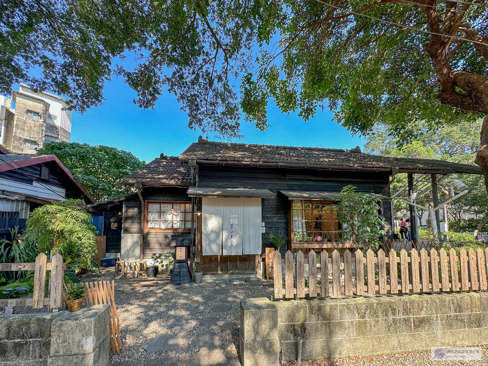 雲林斗六美食-春山里舍-近86年日式老屋打造！秒飛京都的日式復古榻榻米喫茶店/位於雲中街文創聚落 @靜兒貪吃遊玩愛分享