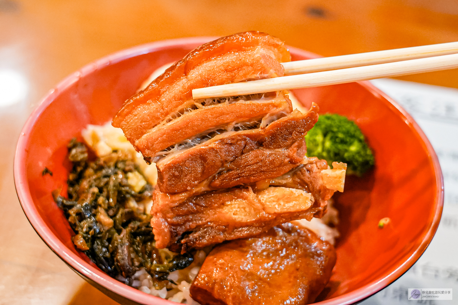 雲林斗六美食-阿國獅魷魚羹-在地經營72年！傳承三代的古早味小吃，人氣魷魚嘴超特別，免費停車/鄰近斗六火車站 @靜兒貪吃遊玩愛分享