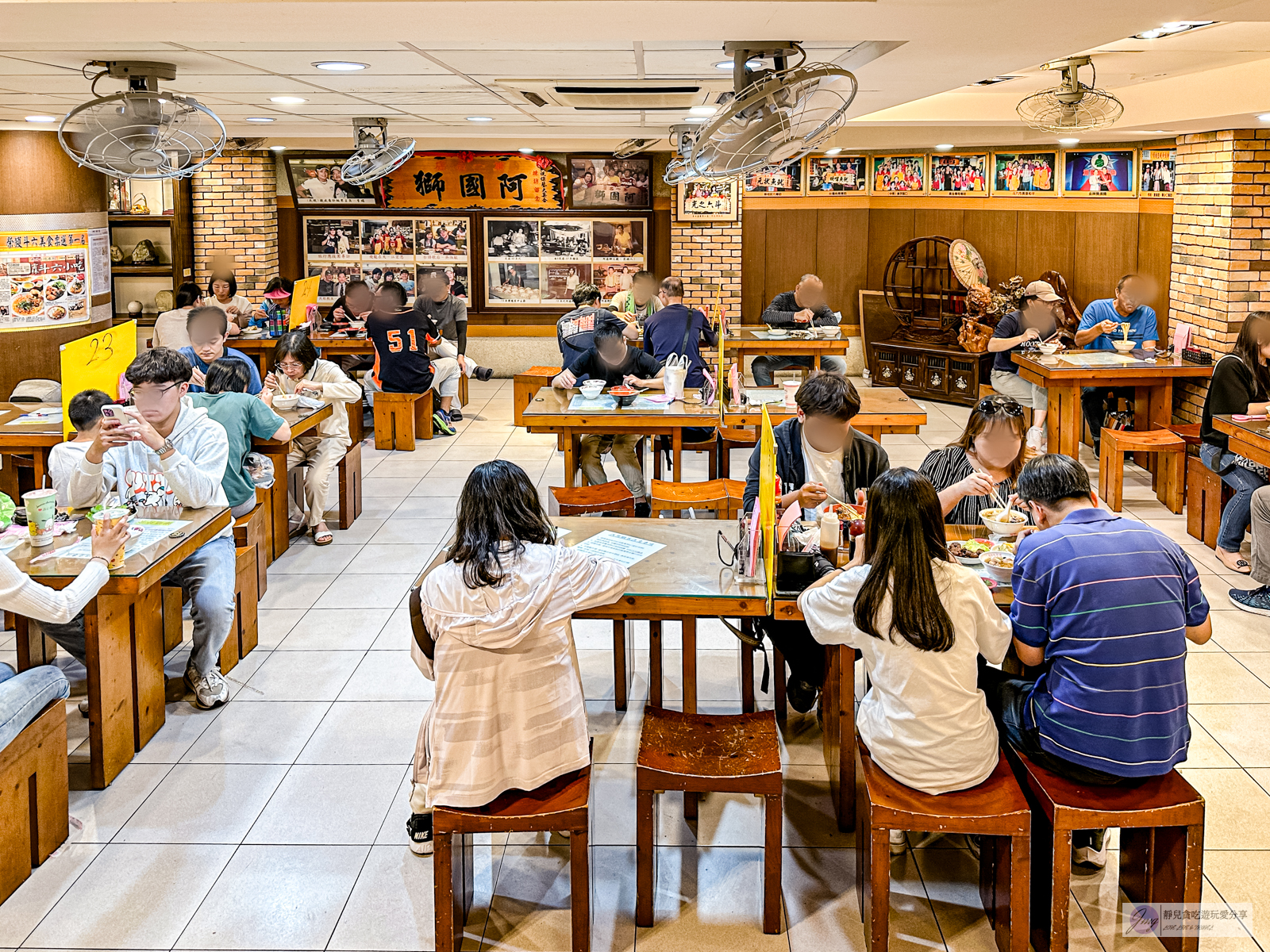 雲林斗六美食-阿國獅魷魚羹-在地經營72年！傳承三代的古早味小吃，人氣魷魚嘴超特別，免費停車/鄰近斗六火車站 @靜兒貪吃遊玩愛分享