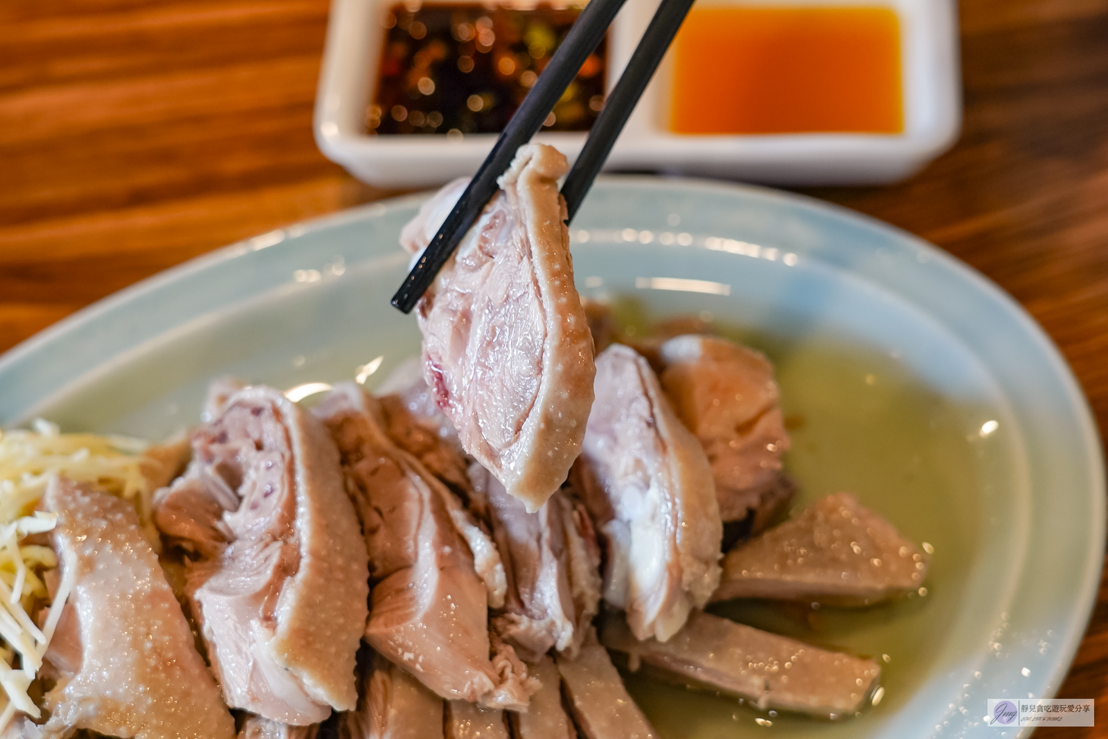 苗栗卓蘭美食-鵝行天下萬家香麵館-道地的客家美食，四川成都酸辣粉酸辣夠味/鄰近卓蘭峩崙廟 @靜兒貪吃遊玩愛分享