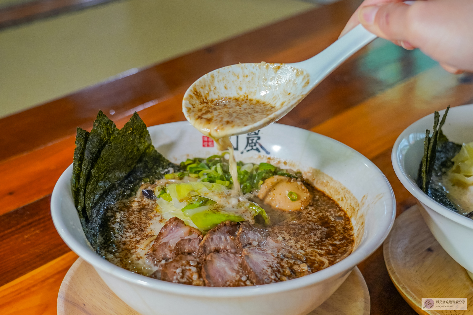 花蓮玉里-山嵐拉麵-秒飛京都！百年日式老房塌塌米吃拉麵，日式庭園造景超Chill，浴衣體驗只要300元/安通溫泉店 @靜兒貪吃遊玩愛分享