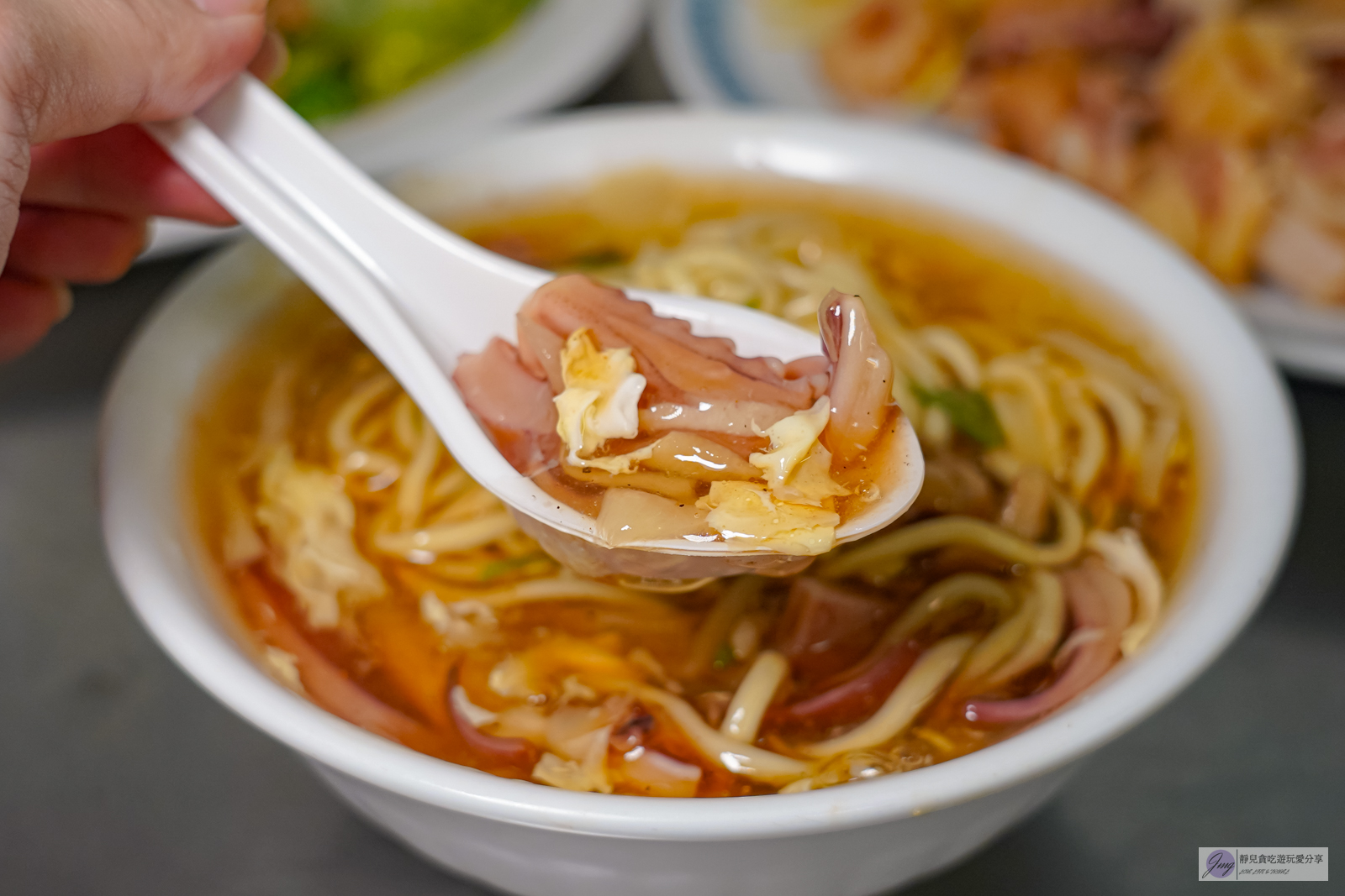 雲林斗六美食-魷魚興魷魚嘴羮-在地經營74年！媽祖廟旁古早味小吃，魷魚羹推薦，免費停車/鄰近斗六火車站 @靜兒貪吃遊玩愛分享