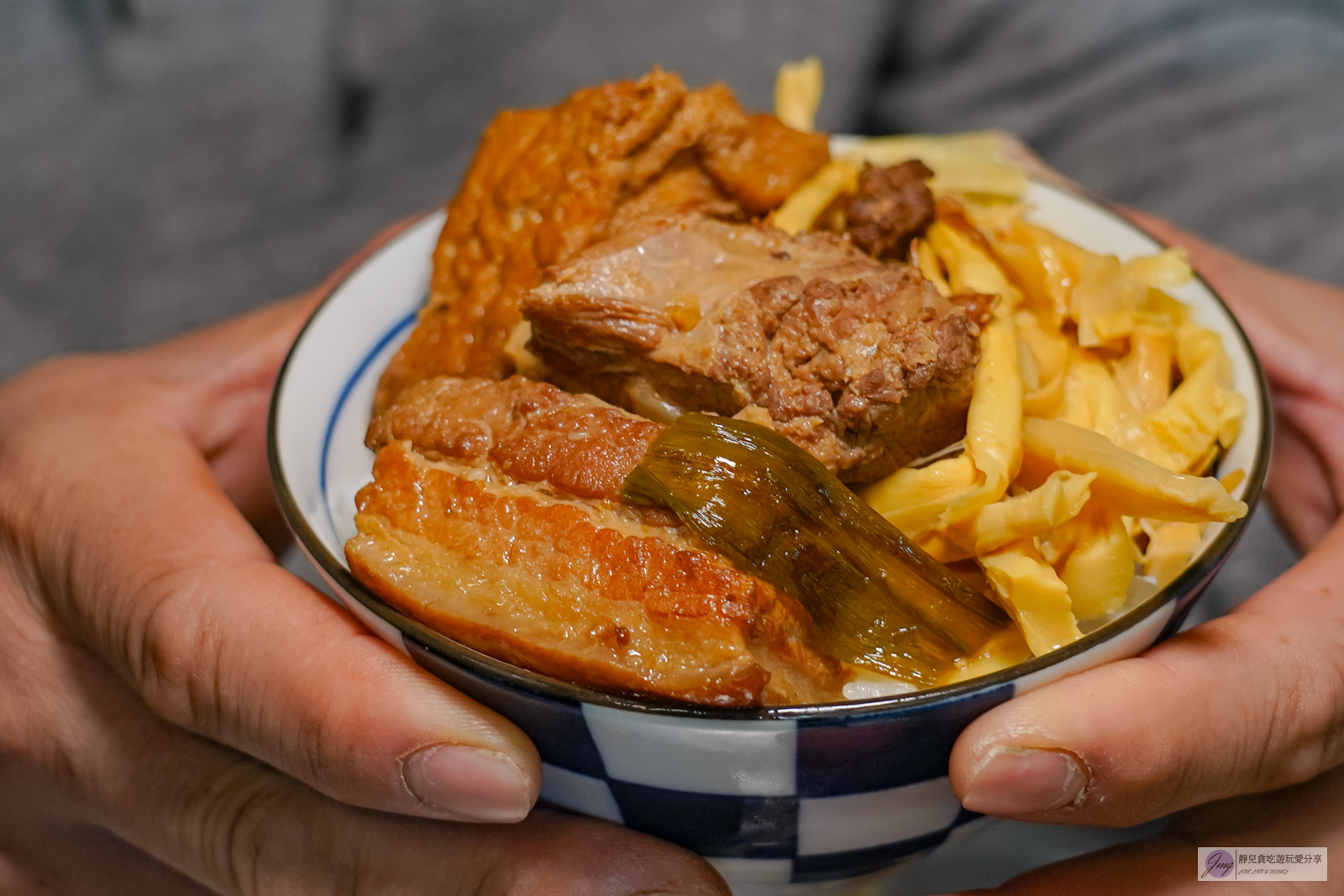 雲林斗六美食-魷魚興魷魚嘴羮-在地經營74年！媽祖廟旁古早味小吃，魷魚羹推薦，免費停車/鄰近斗六火車站 @靜兒貪吃遊玩愛分享