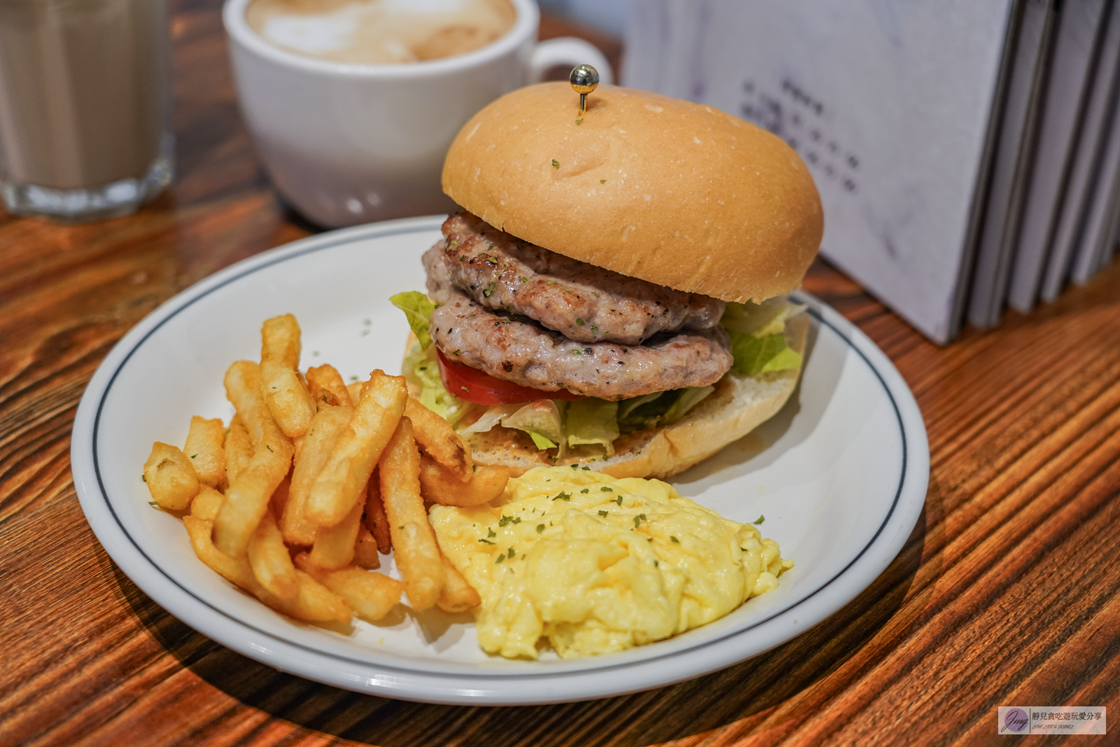 桃園美食-丄青初食 桃園店-隱藏住宅巷弄內！經典Brunch套餐只要138元的平價早午餐，酥皮蛋餅酥脆好吃/鄰近大有梯田生態公園 @靜兒貪吃遊玩愛分享