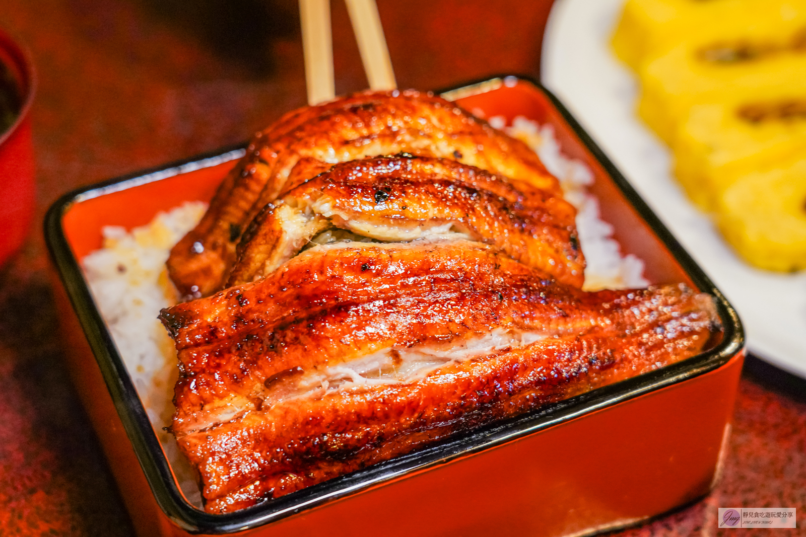 日本三島美食-鰻魚飯櫻家-1200度炭烤鰻魚飯！安政三年創業至今167年，超人氣排隊鰻魚飯/鄰近三島廣小路駅 @靜兒貪吃遊玩愛分享