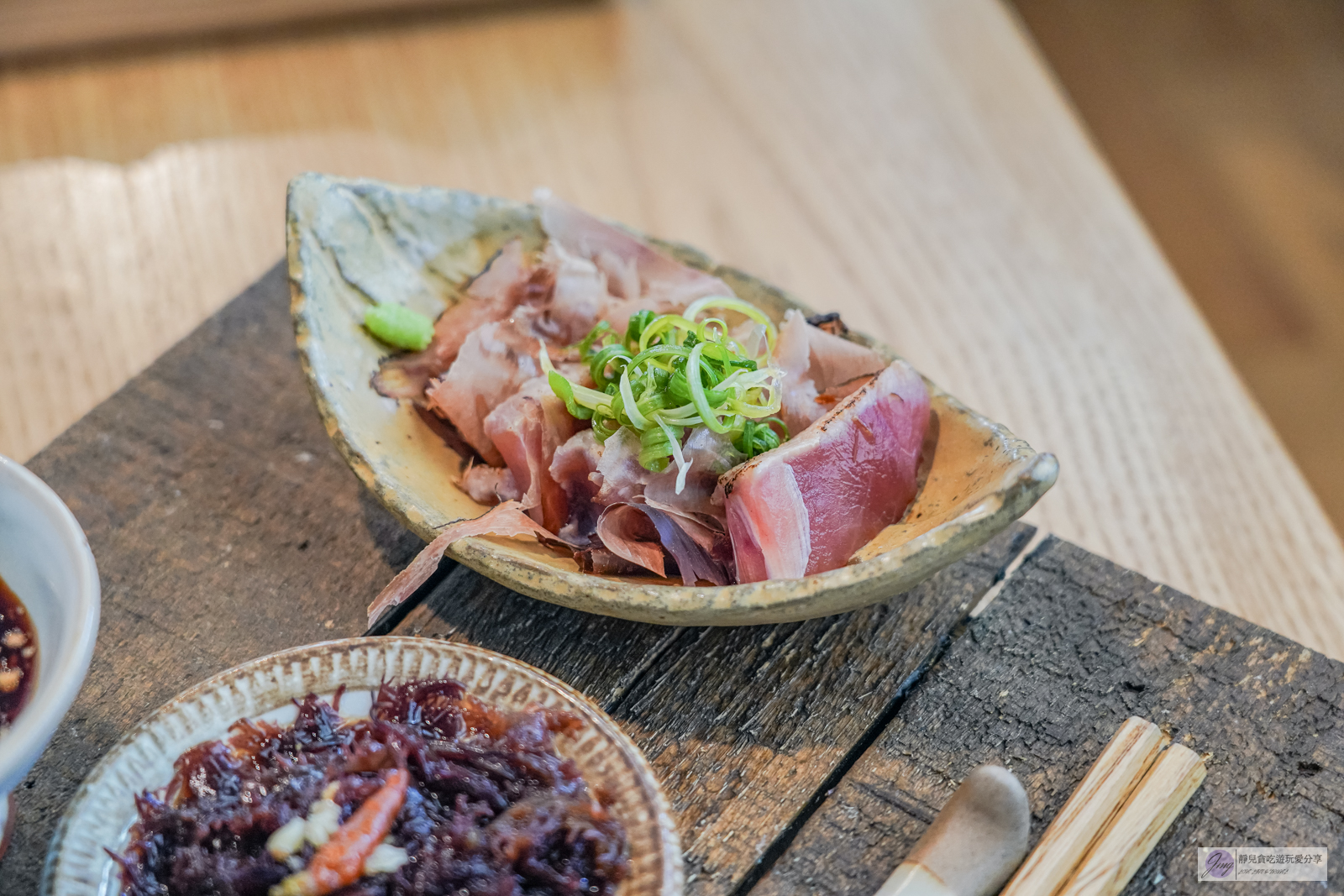 台東成功美食-成功海銀行-藏在銀行裡的海鮮風味餐，不存錢只存地方特色，海味十足的船長海女套餐/鄰近成功漁港 @靜兒貪吃遊玩愛分享