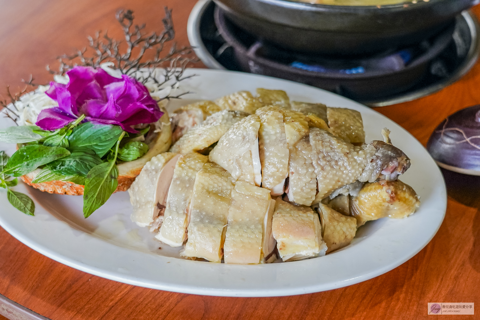 桃園龜山美食-逗陣來土雞城-藏身深山鐵皮屋！採預約制，自家養殖土雞、種植山產野菜，平價又美味 @靜兒貪吃遊玩愛分享