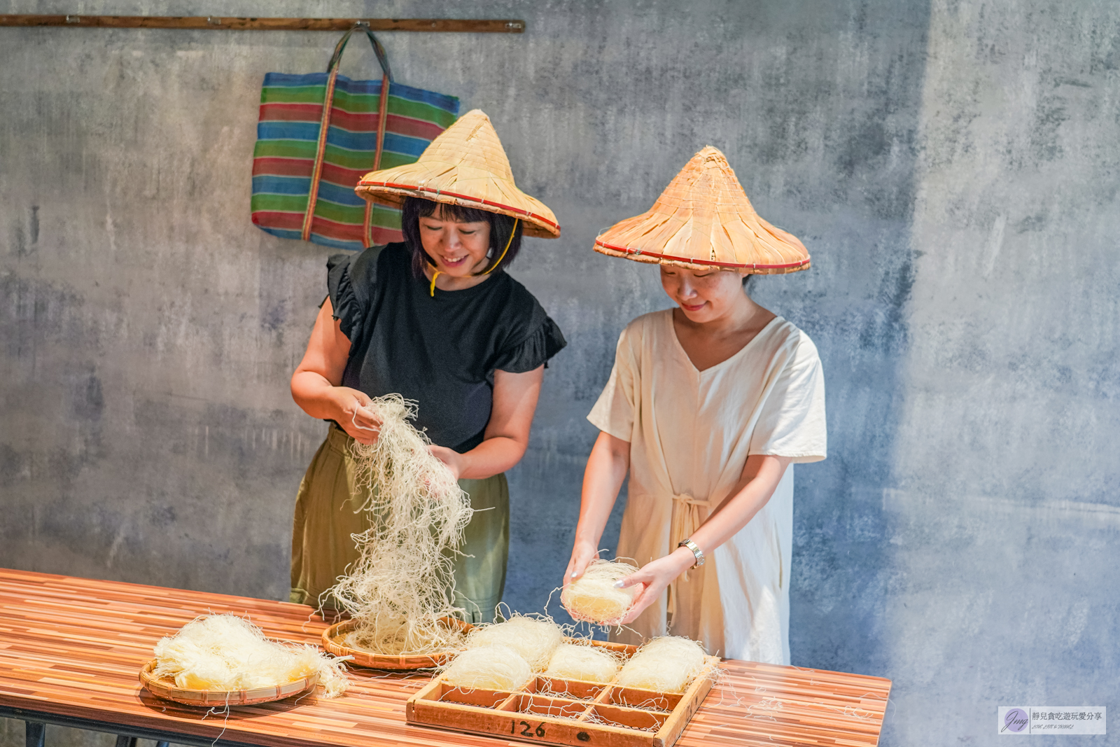 老鍋休閒農莊-在地166年的特產老店！認識米粉、手作DIY米粉體驗，親子觀光景點推薦 @靜兒貪吃遊玩愛分享