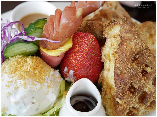 ★食★新北。江子翠站→【182pancake】驚豔的宇治金時抹茶紅豆鬆餅及創意的12小時法式鬆餅 @靜兒貪吃遊玩愛分享