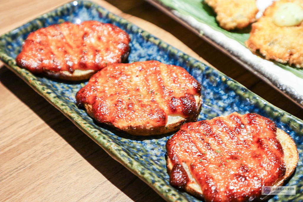 台北市政府站-大河屋 燒肉丼 串燒-微風南山限定天使大蝦干貝丼VS塩蔥牛舌/微風南山店 @靜兒貪吃遊玩愛分享