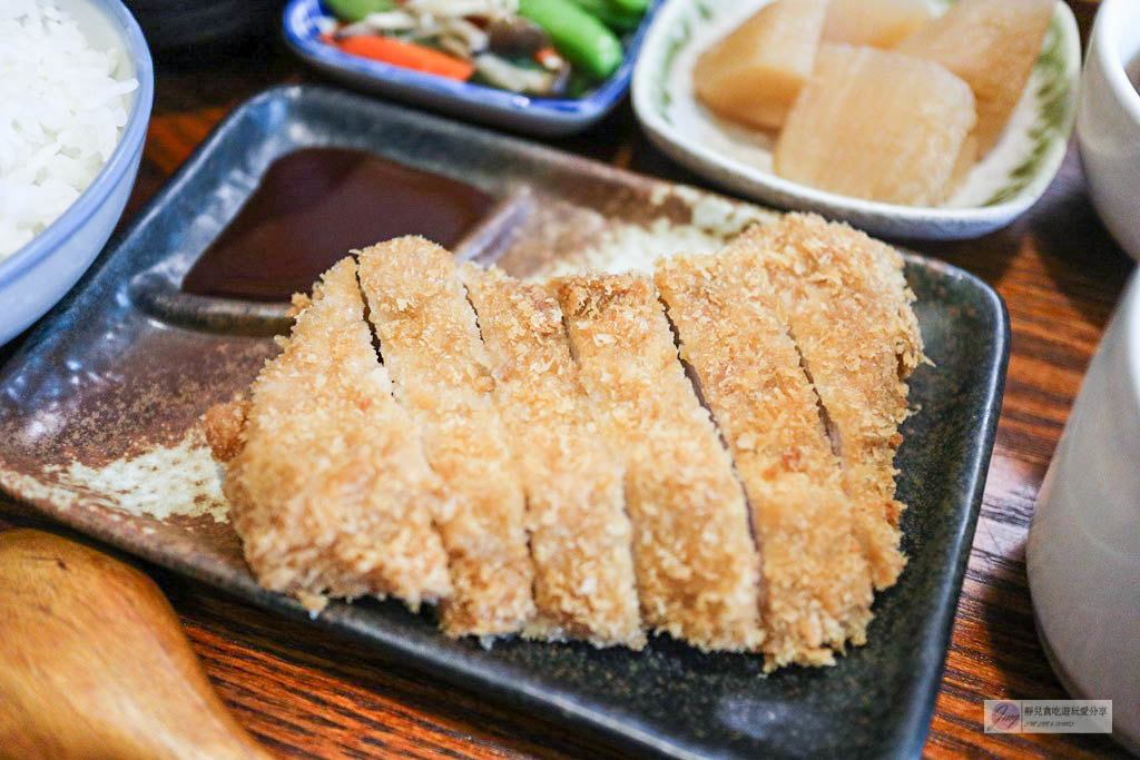 桃園南崁-穀食堂手作料理-平價豐盛料多的炙燒丁丁丼飯/蘆竹美食/南崁美食 @靜兒貪吃遊玩愛分享