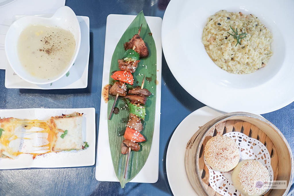 台南素食-赤崁璽樓-隱身巷弄內歷史老洋房的創意蔬食餐廳VS滿溢著幸福滋味的福祿壽鳳梨酥/台南民宿/台南住宿/台南蔬食/凤梨酥 @靜兒貪吃遊玩愛分享