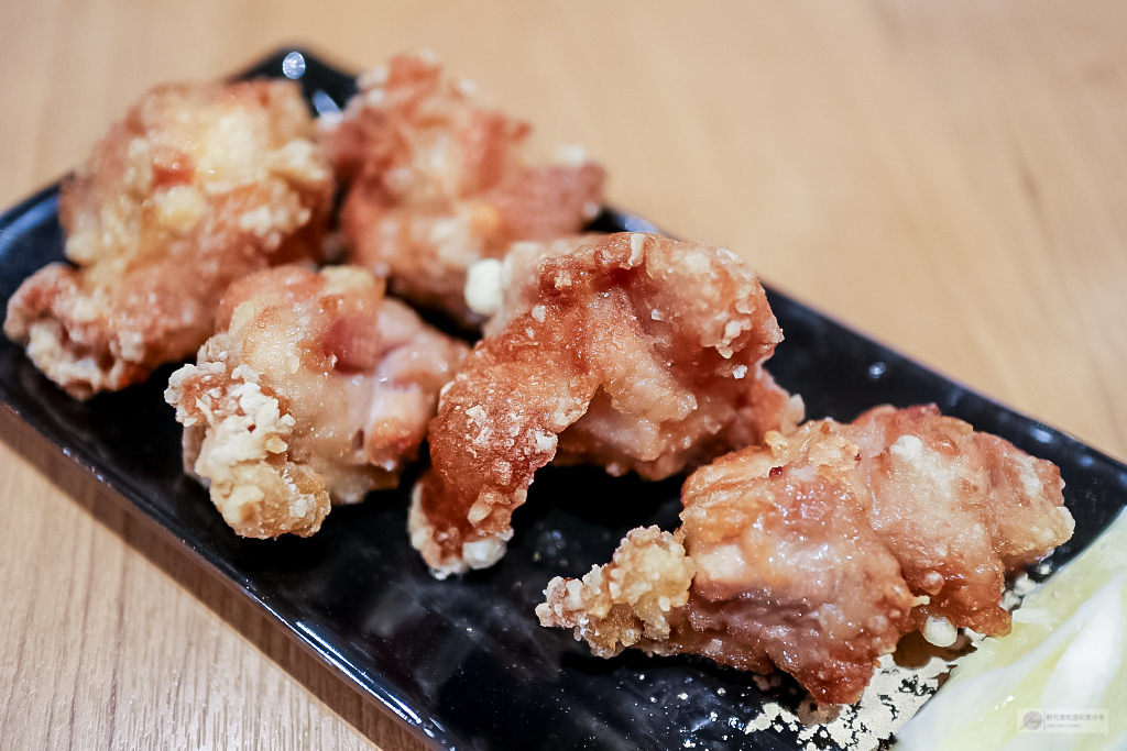 新北林口美食-鳥開親子丼-來自日本名古屋的鳥開親子丼VS秘傳炸雞排丼/三井outlet美食 @靜兒貪吃遊玩愛分享