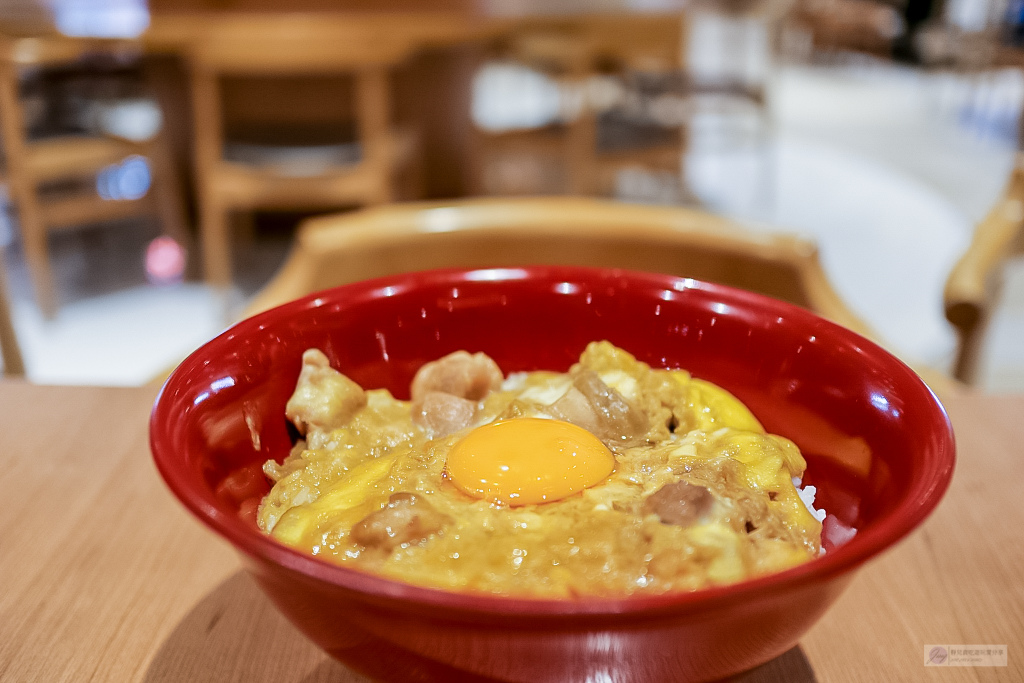 新北林口美食-鳥開親子丼-來自日本名古屋的鳥開親子丼VS秘傳炸雞排丼/三井outlet美食 @靜兒貪吃遊玩愛分享