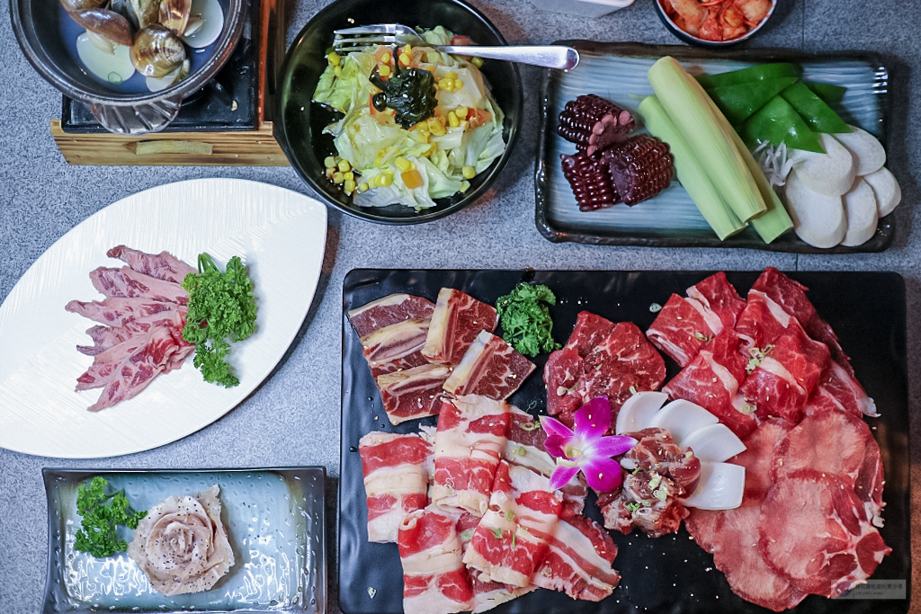 桃園美食-火之舞蓁品燒和牛放題-肉食控的最愛/頂級和牛生蠔吃到飽 生啤無限暢飲/桃園店 @靜兒貪吃遊玩愛分享