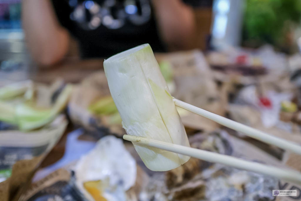 新北府中站美食-火夯seafood 海鮮燒烤-港口直送的新鮮海鮮/地表最強海鮮燒烤/食尚玩家激推的海鮮天堂 @靜兒貪吃遊玩愛分享