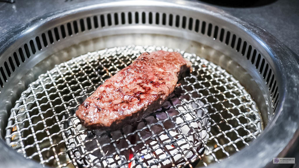 台中南屯區美食-肉多多超市燒肉-全台首創超市燒肉/雙人套餐新選擇/台中大墩店 @靜兒貪吃遊玩愛分享