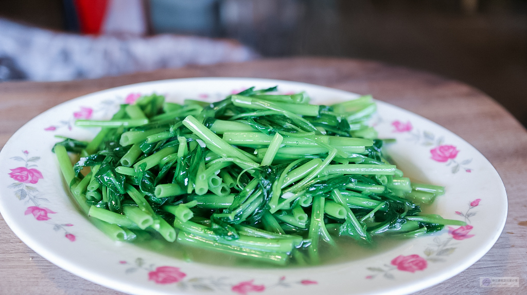 桃園龍潭美食-玖總部-令人驚豔的招牌嫩炒豬肝/眷村客家菜色小吃/八大電視台、非凡美食大探索各大媒體報導 @靜兒貪吃遊玩愛分享