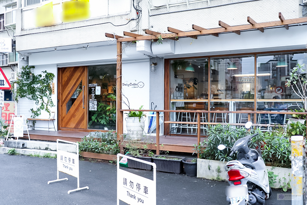 宜蘭礁溪下午茶-小日常咖啡 Daily cafe-白色系清新日系質感文青風格咖啡廳/甜點 下午茶 咖啡/寵物友善餐廳 @靜兒貪吃遊玩愛分享