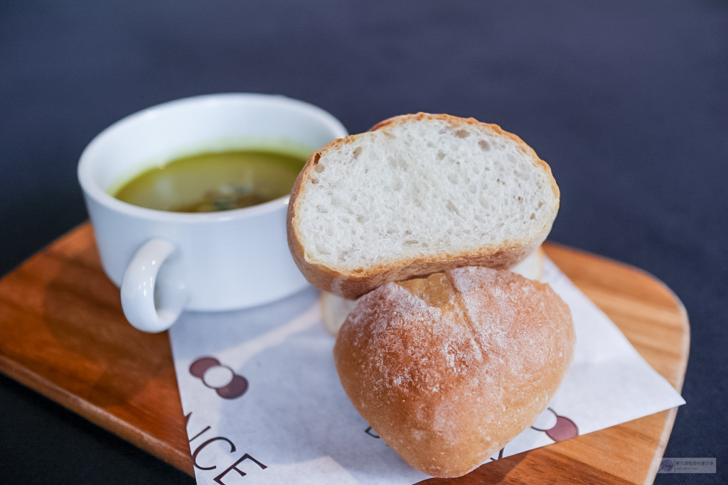 宜蘭美食-愛法餐廳 i-FRANCE-南法小鎮風格選用宜蘭在地食材的創意義法料理/宜蘭人故事館 @靜兒貪吃遊玩愛分享