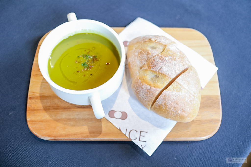 宜蘭美食-愛法餐廳 i-FRANCE-南法小鎮風格選用宜蘭在地食材的創意義法料理/宜蘭人故事館 @靜兒貪吃遊玩愛分享