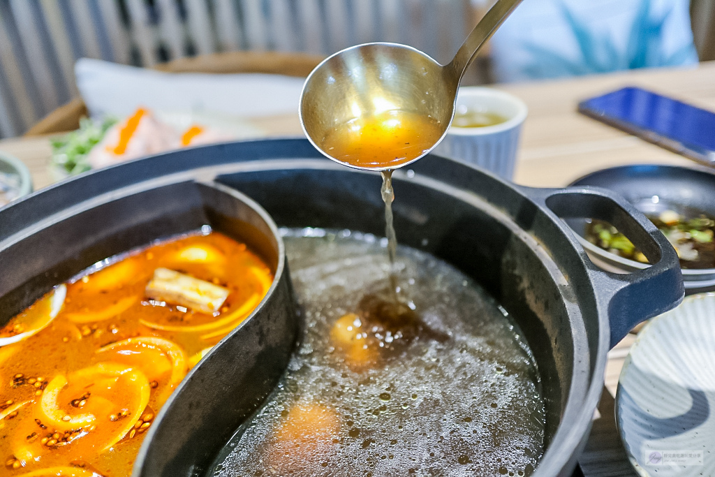 新北林口美食-浮島蒔鍋 Maku Hotpot-日本滋賀近江夢幻和牛/嚴選新鮮食材的高品質鍋物 @靜兒貪吃遊玩愛分享