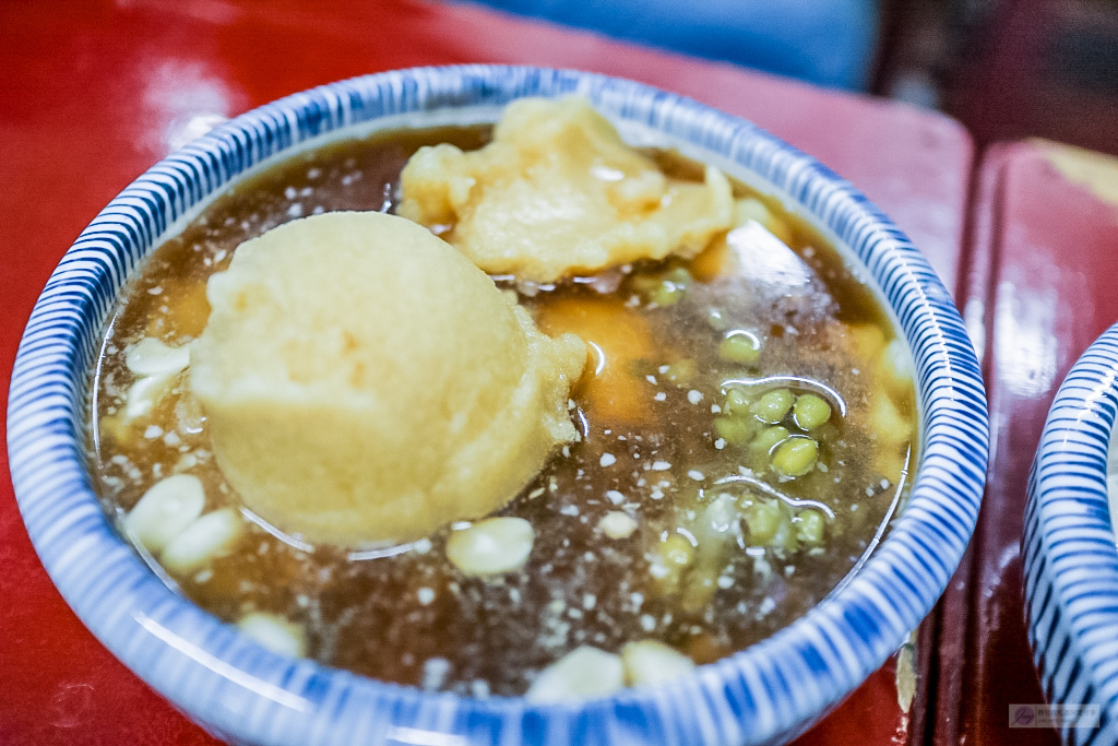 桃園美食-福麻糬豆花-50元銅板的麻糬豆花 學生時期教室裡的回憶/藝文店 @靜兒貪吃遊玩愛分享