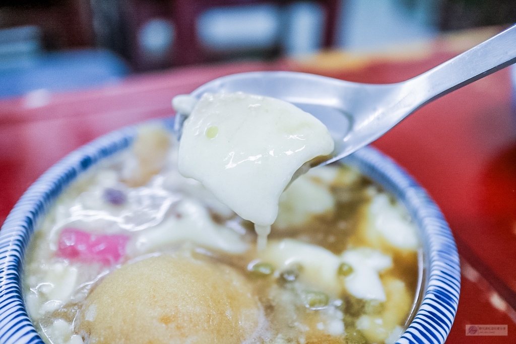 桃園美食-福麻糬豆花-50元銅板的麻糬豆花 學生時期教室裡的回憶/藝文店 @靜兒貪吃遊玩愛分享