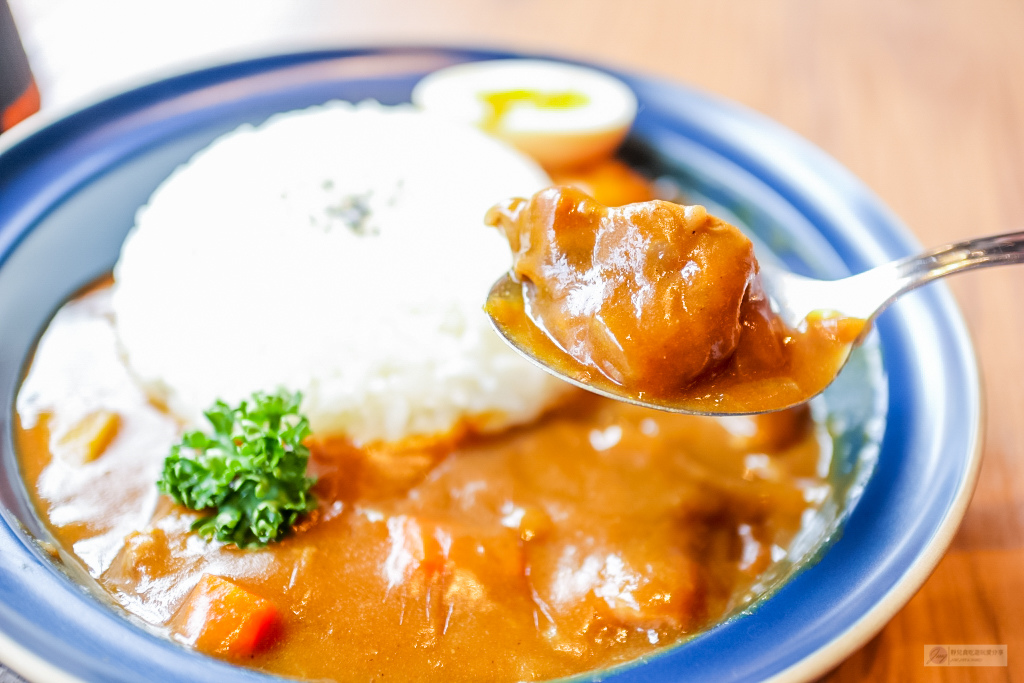 桃園美食-MU Curry．暮-平價超值濃郁醇厚的美味咖哩/藝文特區美食 @靜兒貪吃遊玩愛分享